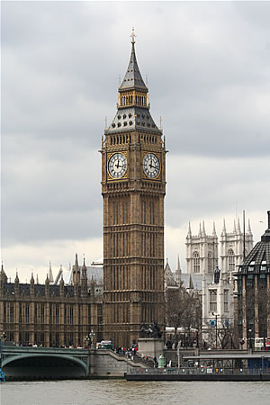 Londres se plantea construir un nuevo aeropuerto