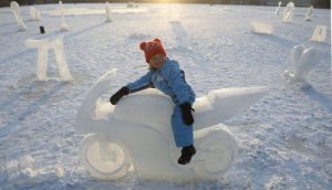 Esculturas de hielo durante la ola de frío