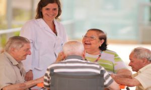 Abuelos en residencias geriátricas